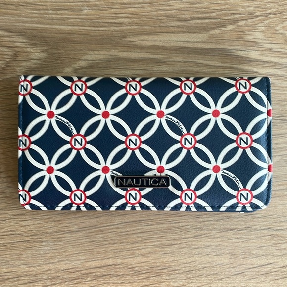 Nautica Handbags - NAUTICA ORGANIZER CONTINENTAL WALLET Red White and Blue